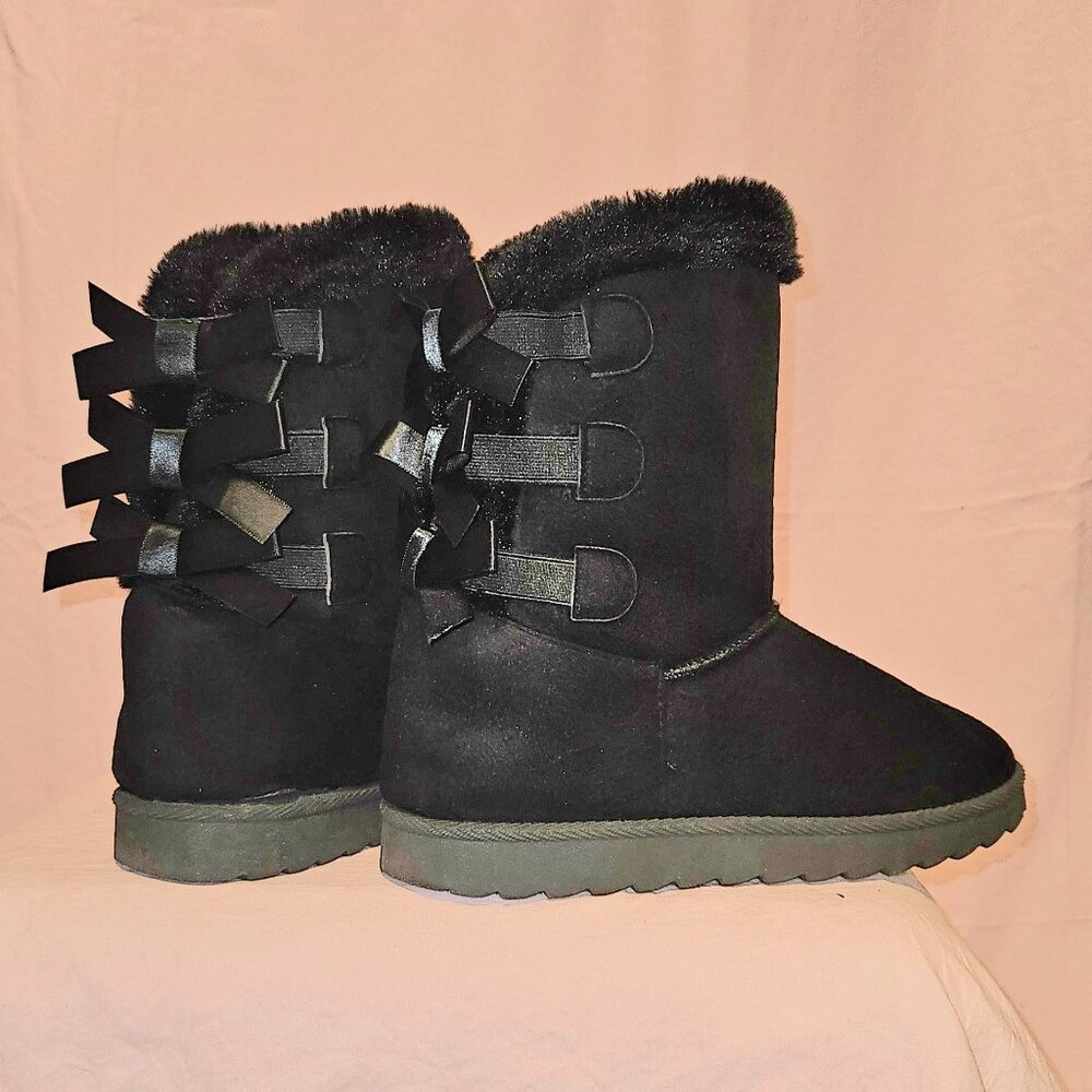 Black Faux Fur Winter Boots with Bows